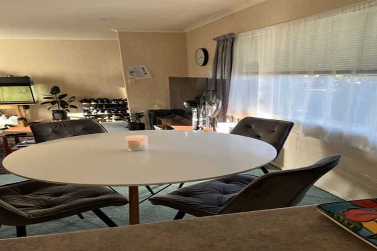 Photo of property in 1 Borris Close, East Tamaki, Auckland, 2016