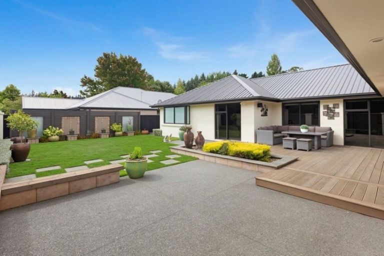 Photo of property in 44 Birkdale Drive, Shirley, Christchurch, 8061