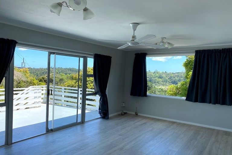 Photo of property in 12 Bryers Place, Bayview, Auckland, 0629