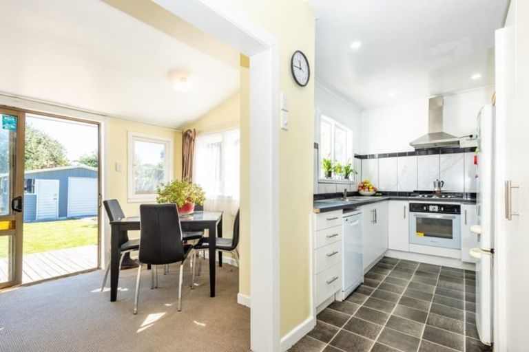 Photo of property in 13 Dickson Street, Kaiti, Gisborne, 4010