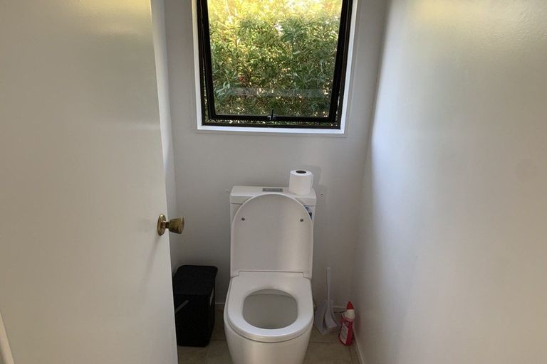 Photo of property in 29 Whitford Road, Howick, Auckland, 2014