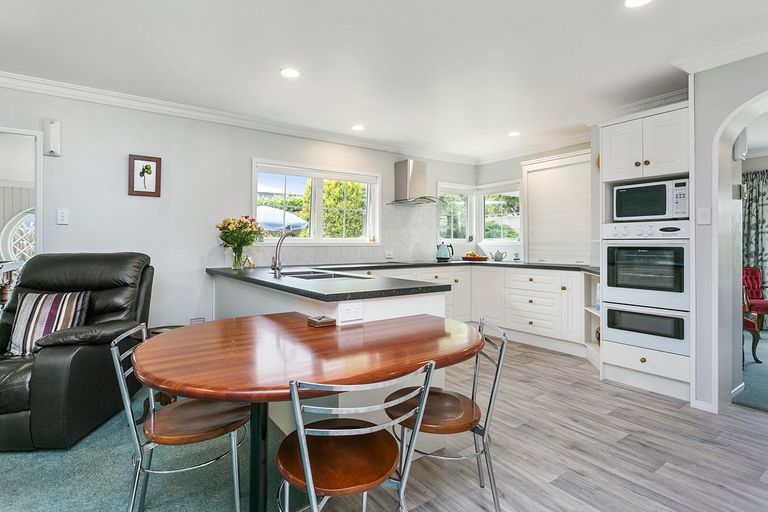 Photo of property in 12 Park Street, Morrinsville, 3300