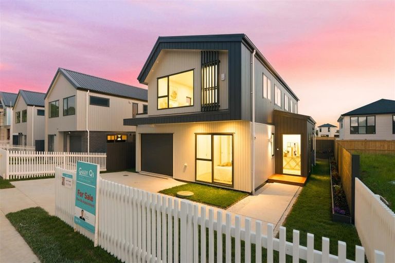 Photo of property in 47 Derbyshire Lane, Karaka, Papakura, 2580