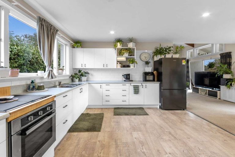 Photo of property in 21 Marshs Road, Templeton, Christchurch, 8042