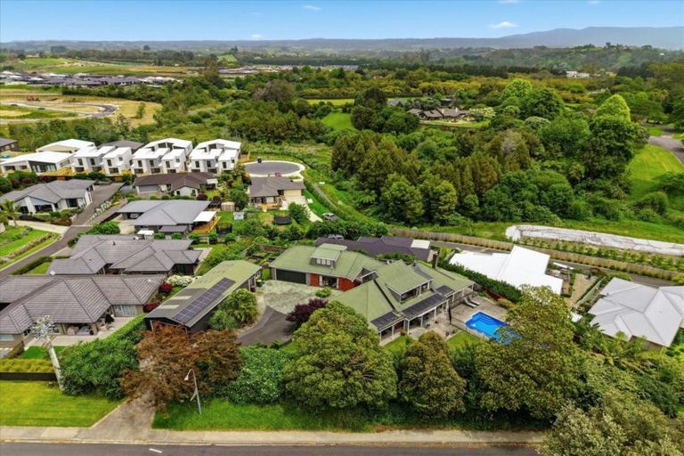 Photo of property in 63 Kayelene Place, Omokoroa, 3114