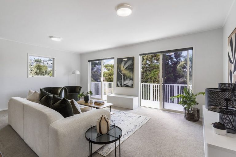 Photo of property in 21 St Ives Terrace, Mairangi Bay, Auckland, 0630