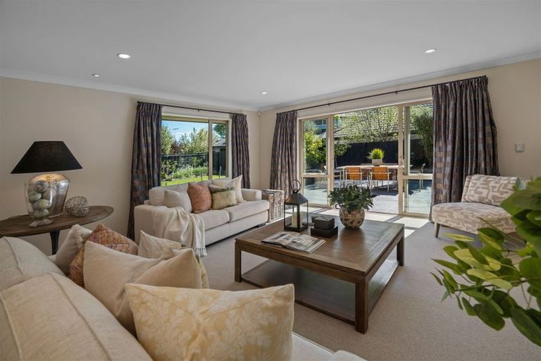 Photo of property in 52 Skyedale Drive, Harewood, Christchurch, 8051