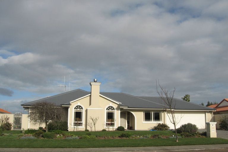 Photo of property in 9 Callum Brae Drive, Rototuna, Hamilton, 3210