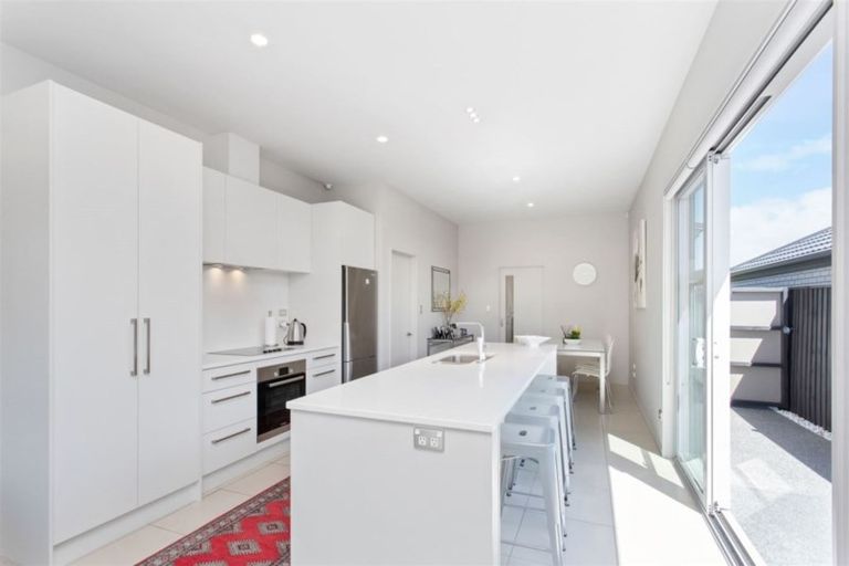 Photo of property in 27 Famille Close, Yaldhurst, Christchurch, 8042