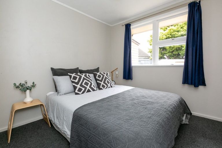 Photo of property in 129 Main Rd Clive, Clive, 4102