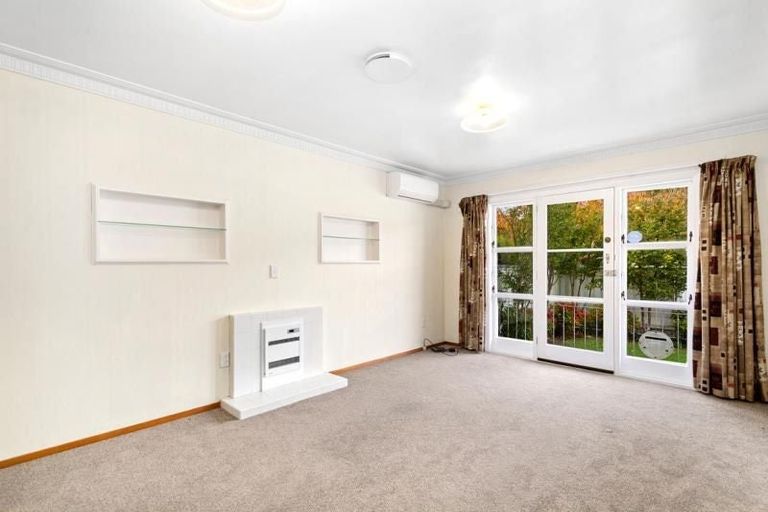 Photo of property in 329 Waiwhetu Road, Fairfield, Lower Hutt, 5011