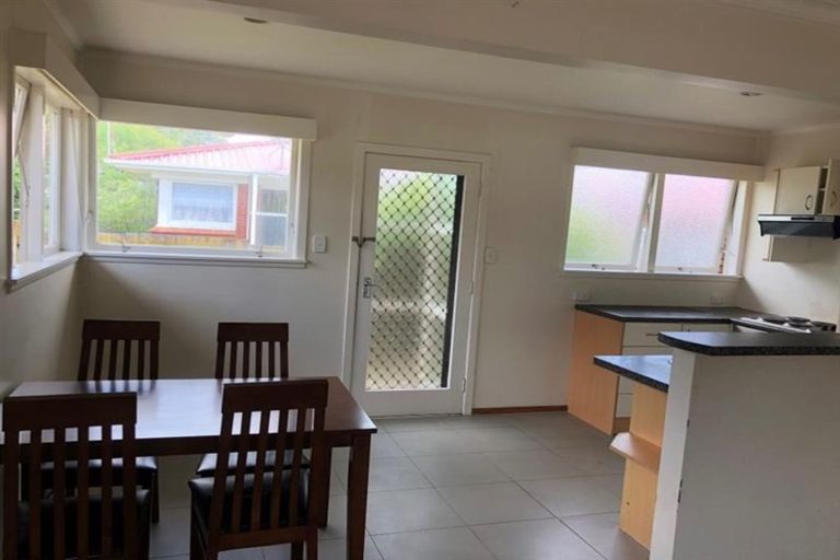 Photo of property in 2/130 Ti Rakau Drive, Pakuranga, Auckland, 2010