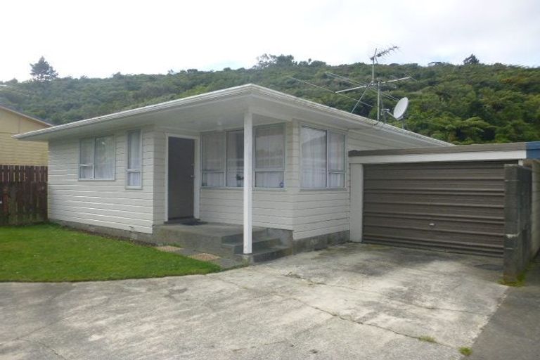 Photo of property in 2/170 Major Drive, Kelson, Lower Hutt, 5010