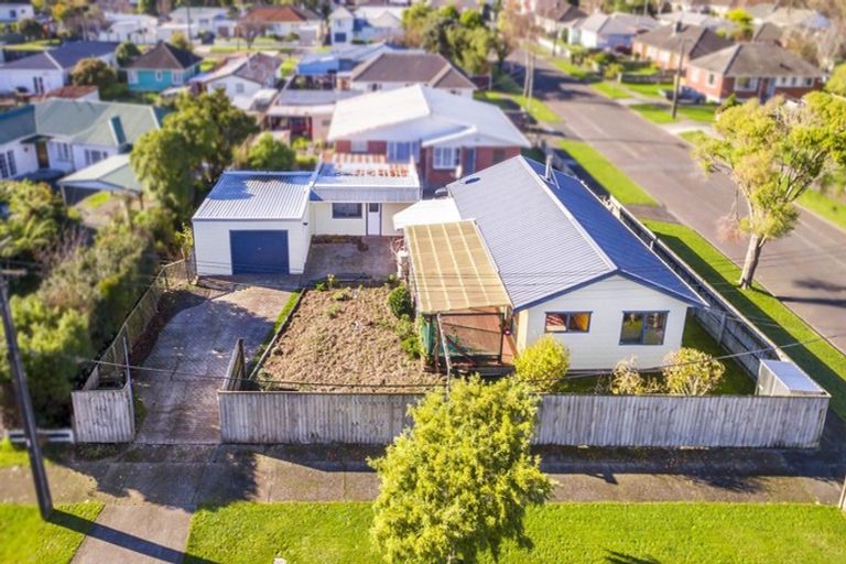 Photo of property in 3 Hazel Street, Ebdentown, Upper Hutt, 5018
