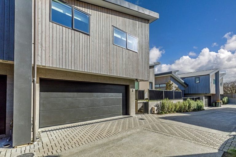 Photo of property in 5 Matau Way, Hauraki, Auckland, 0622