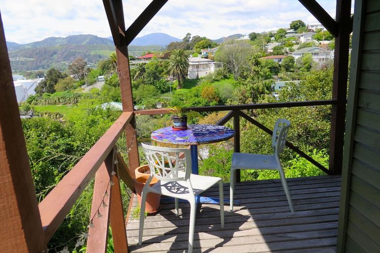 Photo of property in 38 Queens Road, Stepneyville, Nelson, 7010