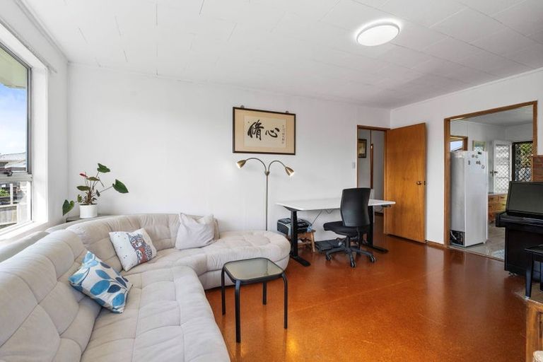 Photo of property in 12 Kereru Place, Half Moon Bay, Auckland, 2012