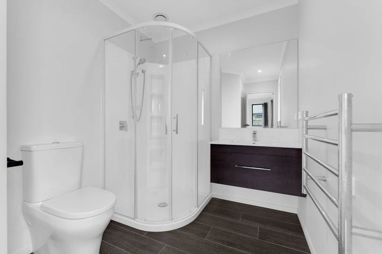 Photo of property in 18 Herbert Oldham Road, Pokeno, 2402