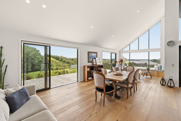 Photo of property in 42 Te Auhi Way, Welcome Bay, Tauranga, 3112