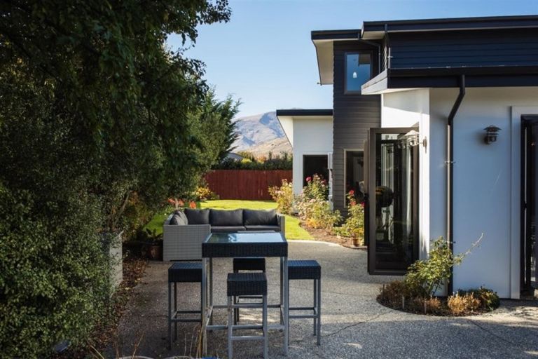 Photo of property in 3 Erskine Street, Lake Hayes, Queenstown, 9304