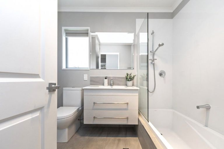 Photo of property in 2/50 Charles Street, Waltham, Christchurch, 8011