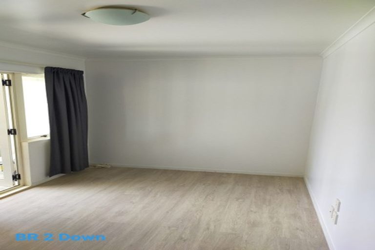 Photo of property in 31 Pooks Road, Ranui, Auckland, 0612