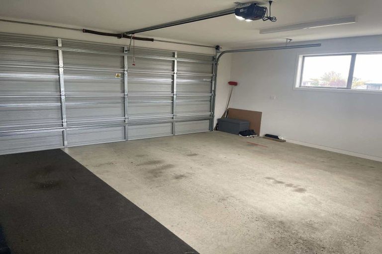 Photo of property in 17 Gordon Street, Weston, Oamaru, 9401