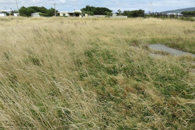 Photo of property in 26 Surrey Street, Orepuki, Riverton, 9881