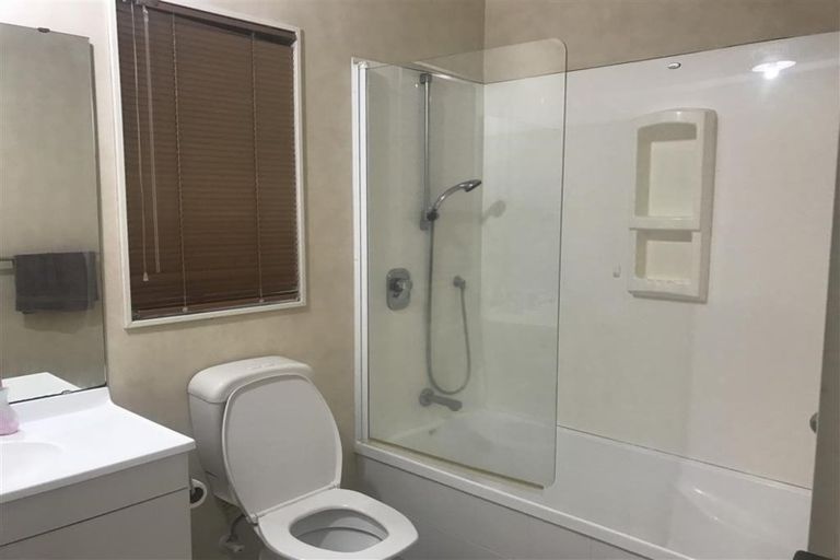 Photo of property in 281 Mahia Road, Weymouth, Auckland, 2103