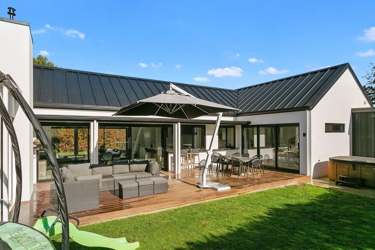 Photo of property in 75 Saint Leger Road, Te Awamutu, 3875