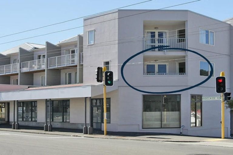 Photo of property in Luxford Villas, 207/72 Herald Street, Berhampore, Wellington, 6023