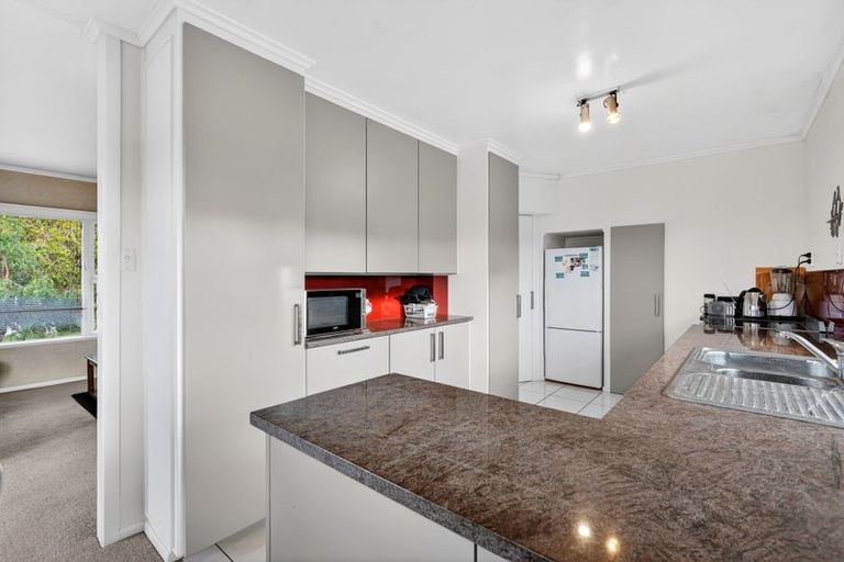 Photo of property in 1/2 Tye Road, Hillcrest, Auckland, 0627