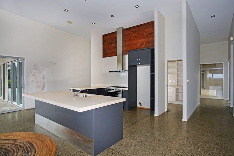 Photo of property in 58 Old Barn Road, Opaheke, Papakura, 2584