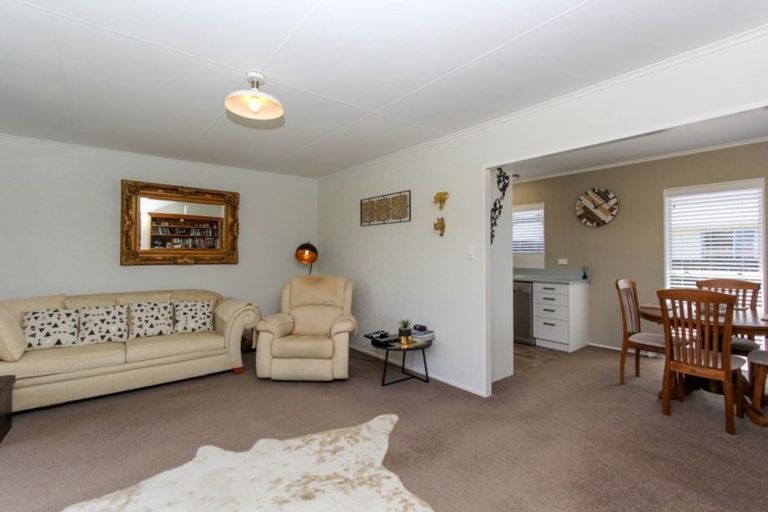Photo of property in 1 Penrod Drive, Bell Block, New Plymouth, 4312