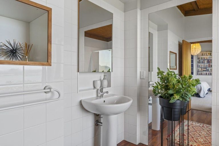 Photo of property in 78 Acacia Heights Drive, Acacia Bay, Taupo, 3385