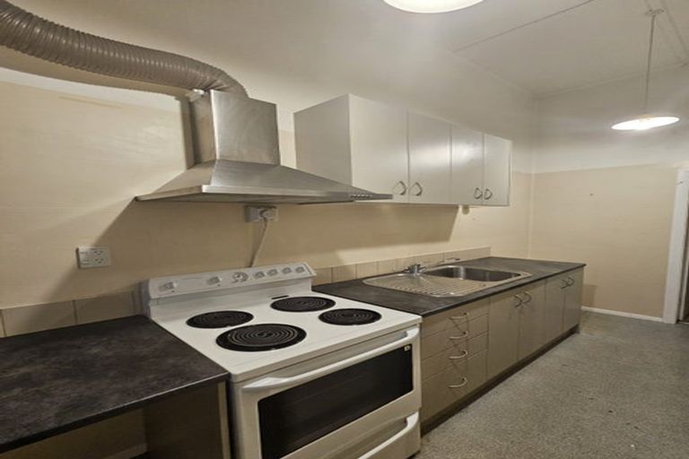 Photo of property in 1-3/2 Baden Road, Hataitai, Wellington, 6021