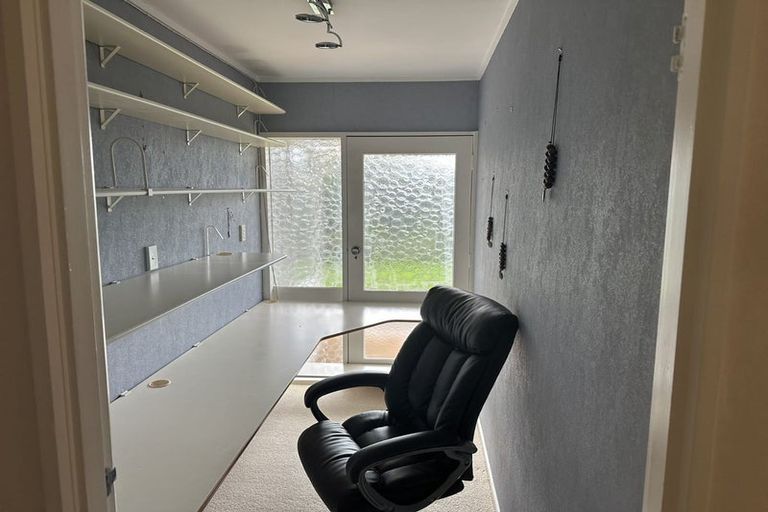 Photo of property in 7 Sanctuary Point, Sunnyhills, Auckland, 2010