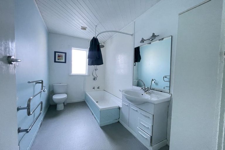 Photo of property in 30 Hythe Terrace, Mairangi Bay, Auckland, 0630