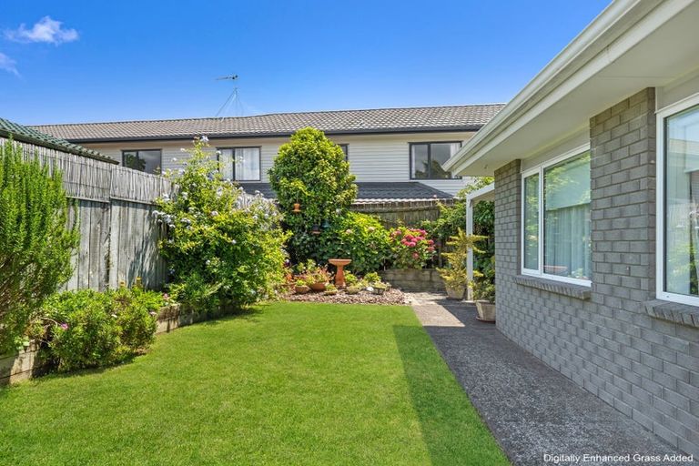 Photo of property in 30a Marvon Downs Avenue, Pakuranga Heights, Auckland, 2010