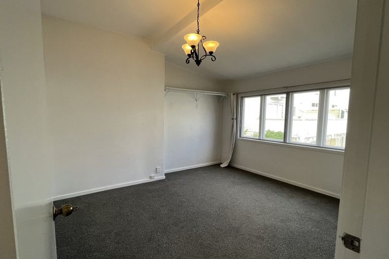 Photo of property in 7 Fallowfield Avenue, Mount Victoria, Wellington, 6011