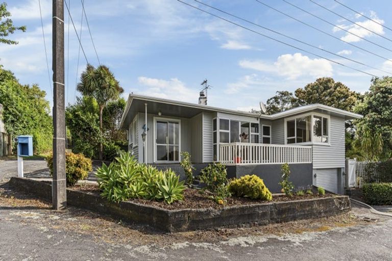 Photo of property in 2 Penny Lane, Lower Vogeltown, New Plymouth, 4310