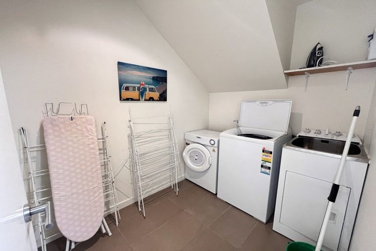 Photo of property in 2/8 Humphrey Street, Frankton, Queenstown, 9300