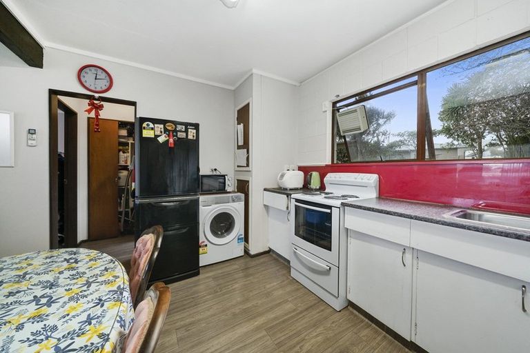 Photo of property in 25 Park Avenue, Waikanae, 5036