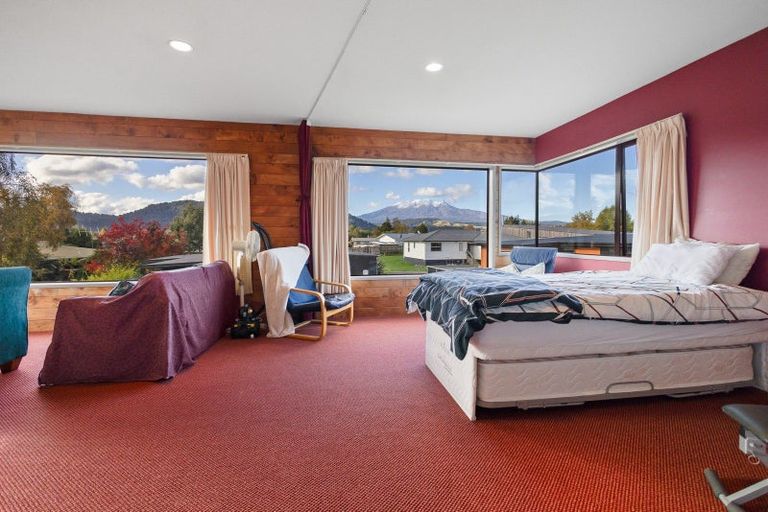 Photo of property in 1 Heartwood Lane, Ohakune, 4625