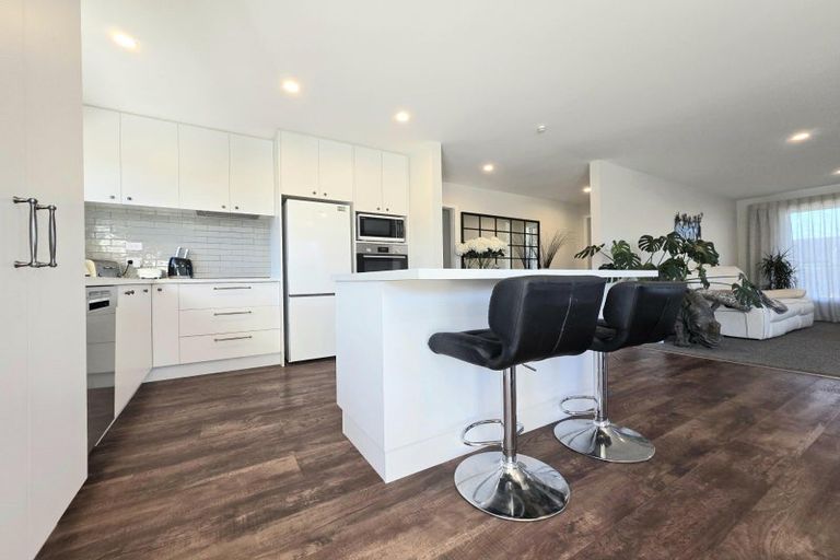 Photo of property in 15 Royal Oak Crescent, Holmes Hill, Oamaru, 9401