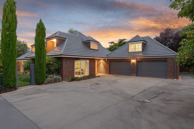 Photo of property in 26 Glenburn Place, Avonhead, Christchurch, 8042