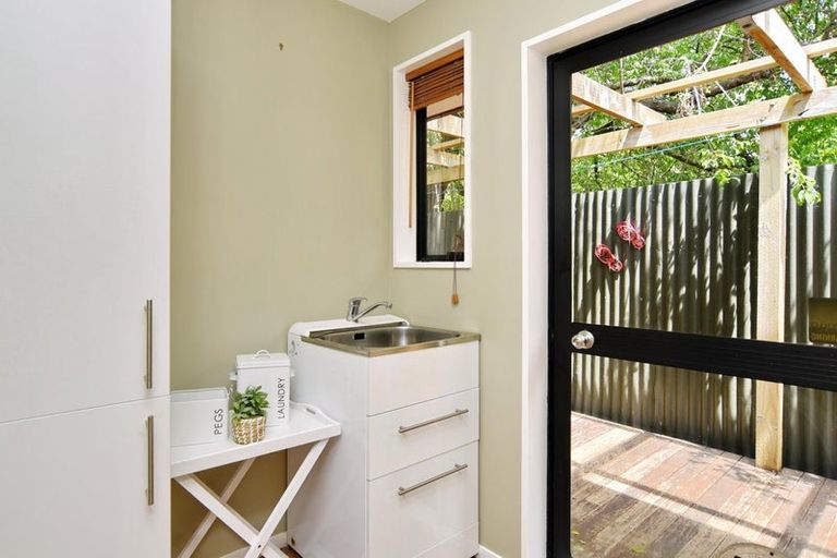 Photo of property in 42a Ward Street, Addington, Christchurch, 8024