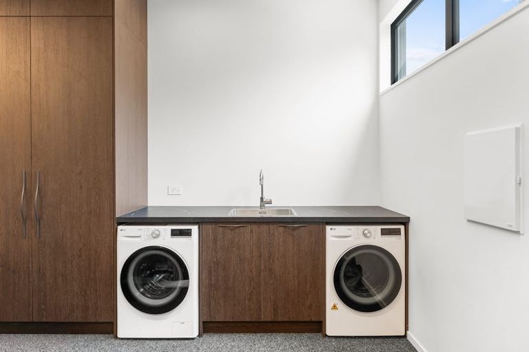 Photo of property in 1/39 Webb Street, St Albans, Christchurch, 8014