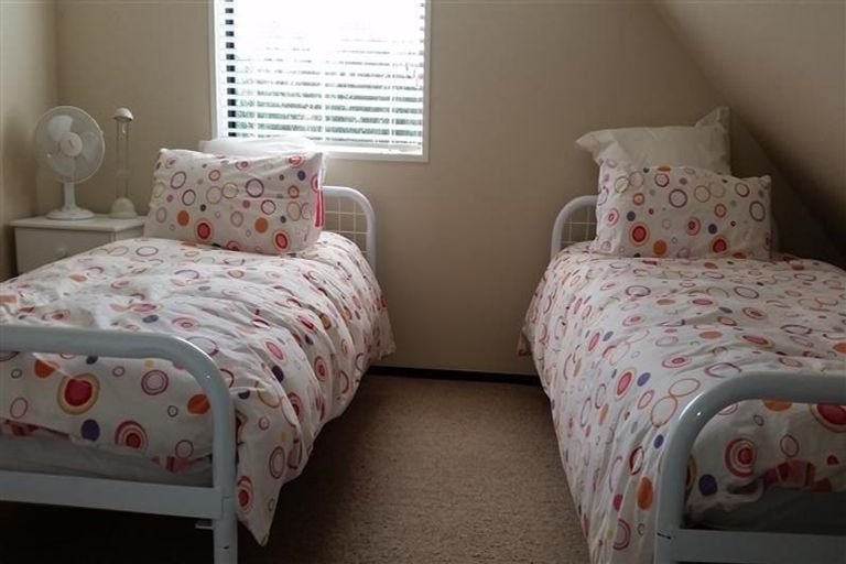 Photo of property in 231 Beacon Point Road, Wanaka, 9305