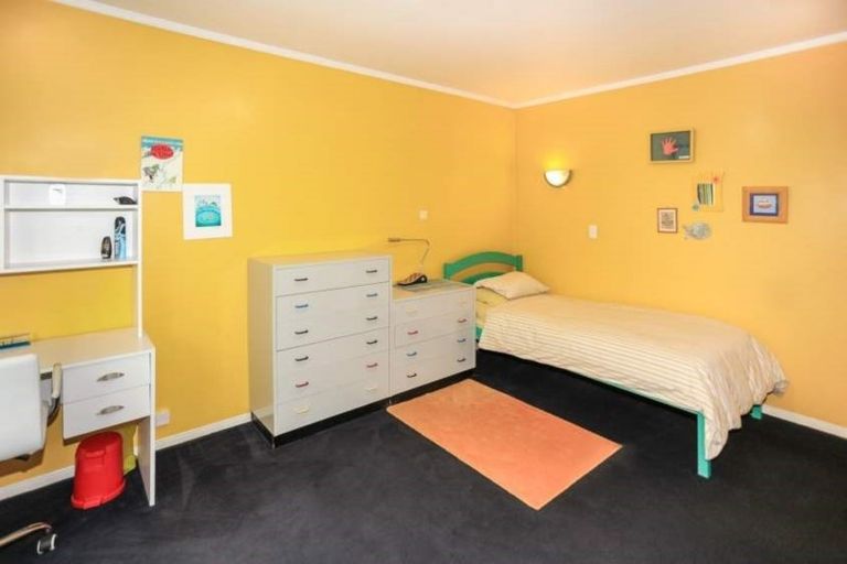 Photo of property in 112 Valley Road, Pukekohe, 2120